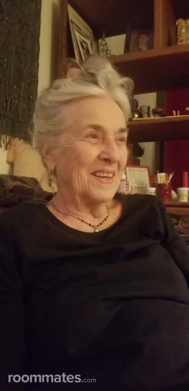 Profile photo 5 of 5