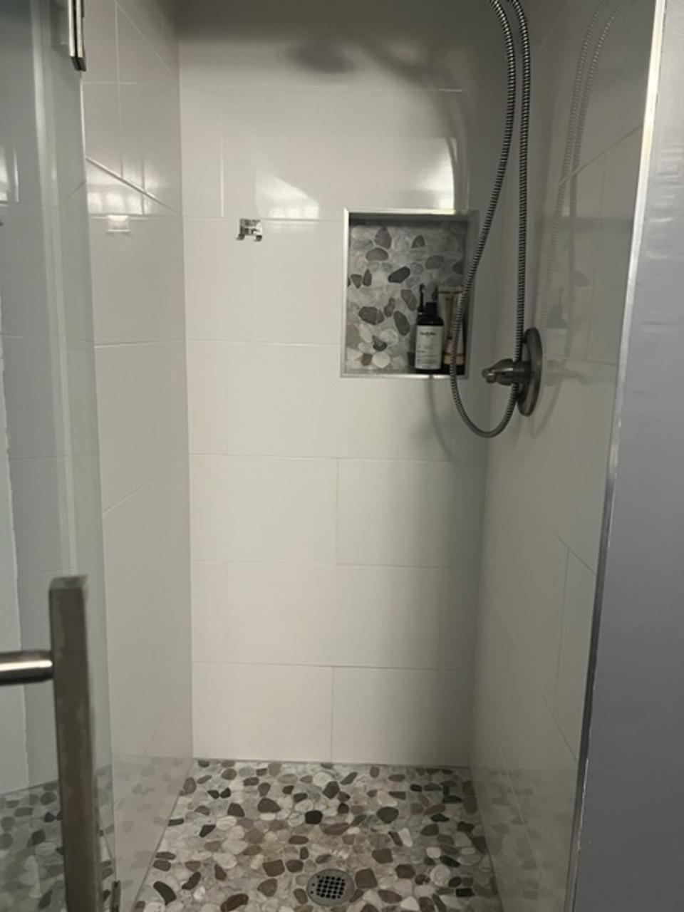 Profile photo 7 of 10