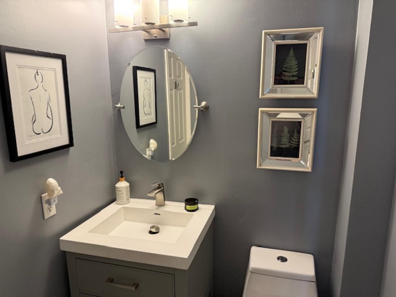 Profile photo 6 of 10