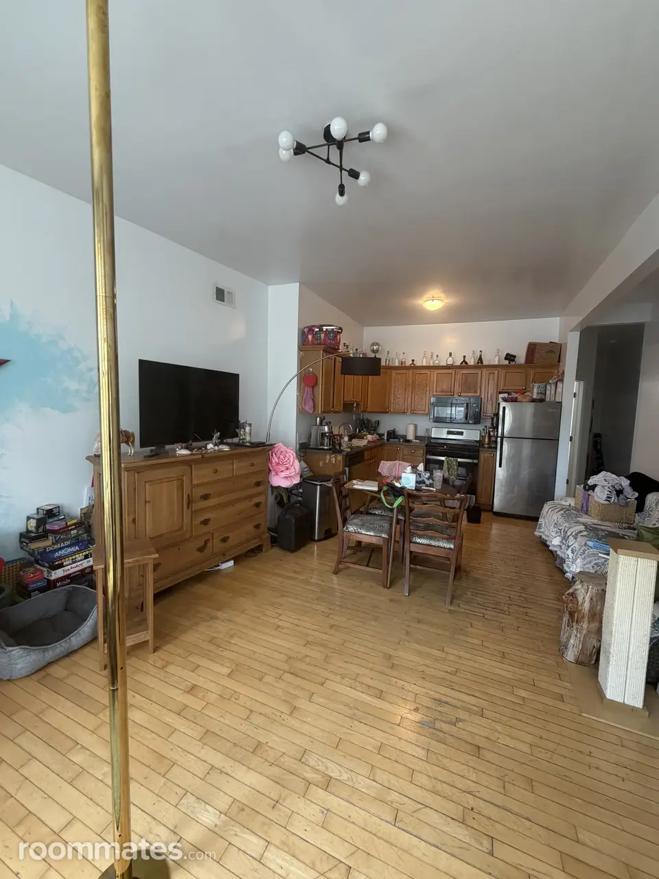 Profile photo 8 of 16