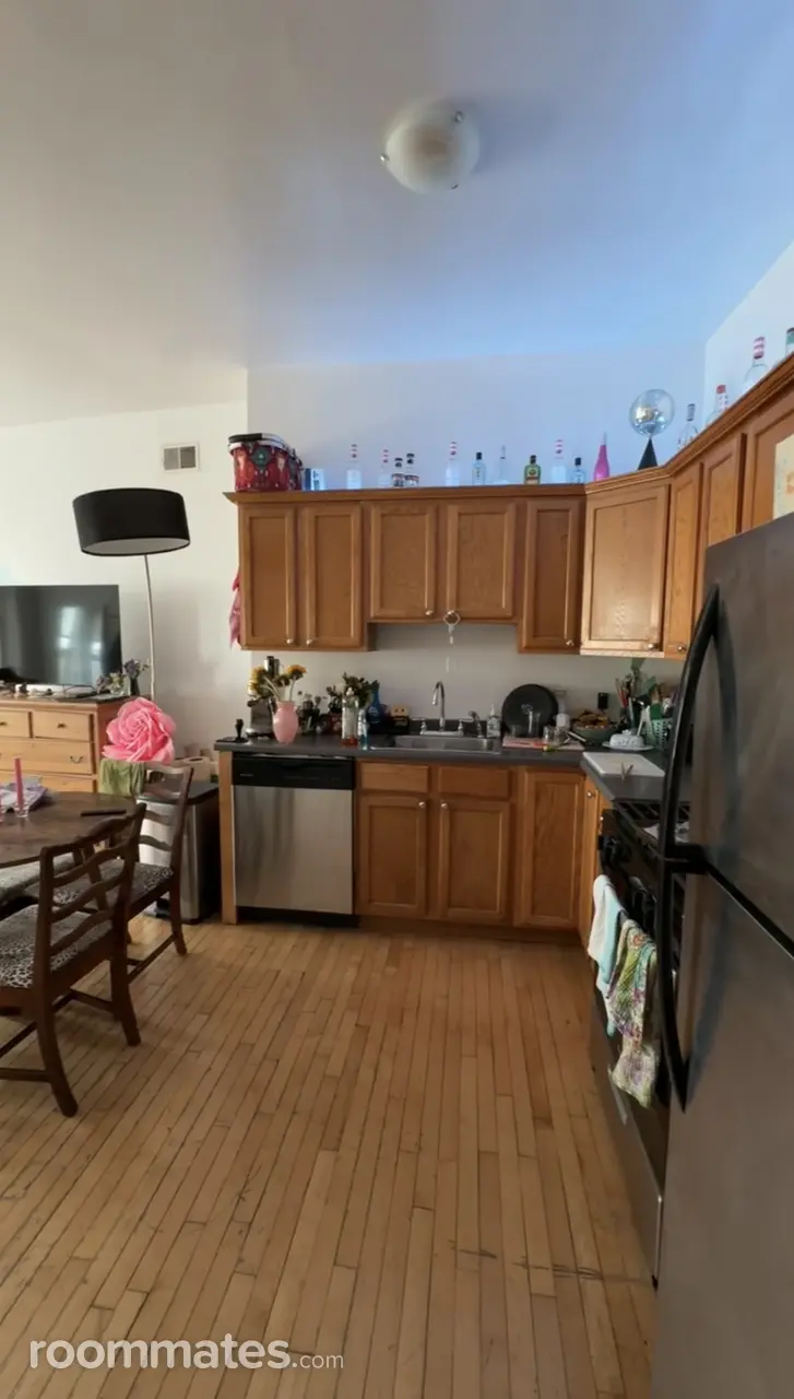 Profile photo 2 of 16