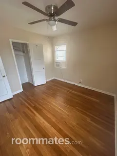 Room for rent in Long Beach, CA $1100, house
