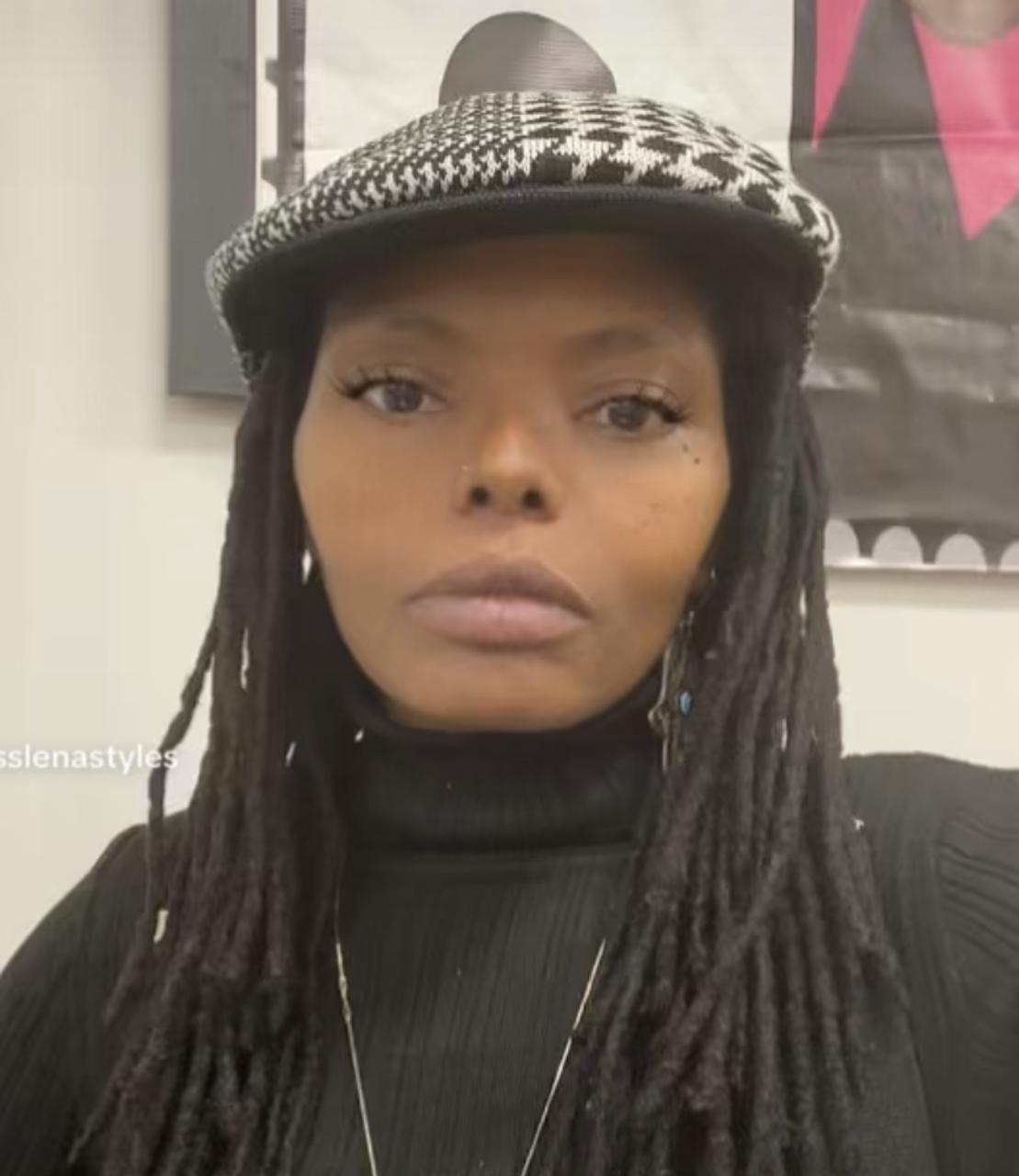 Profile photo 1 of 4