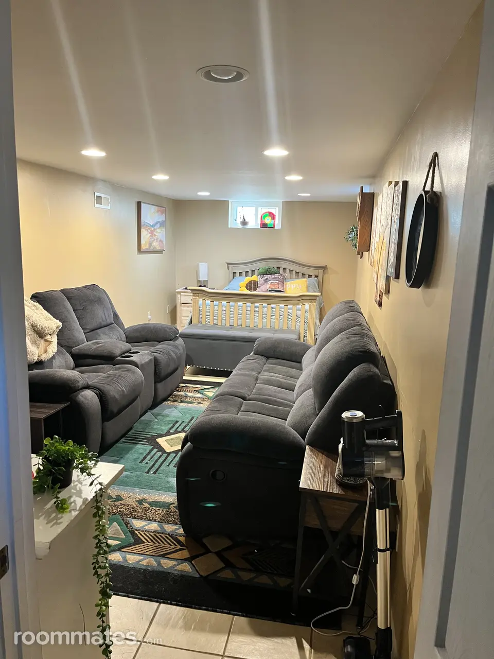 Profile photo 4 of 13