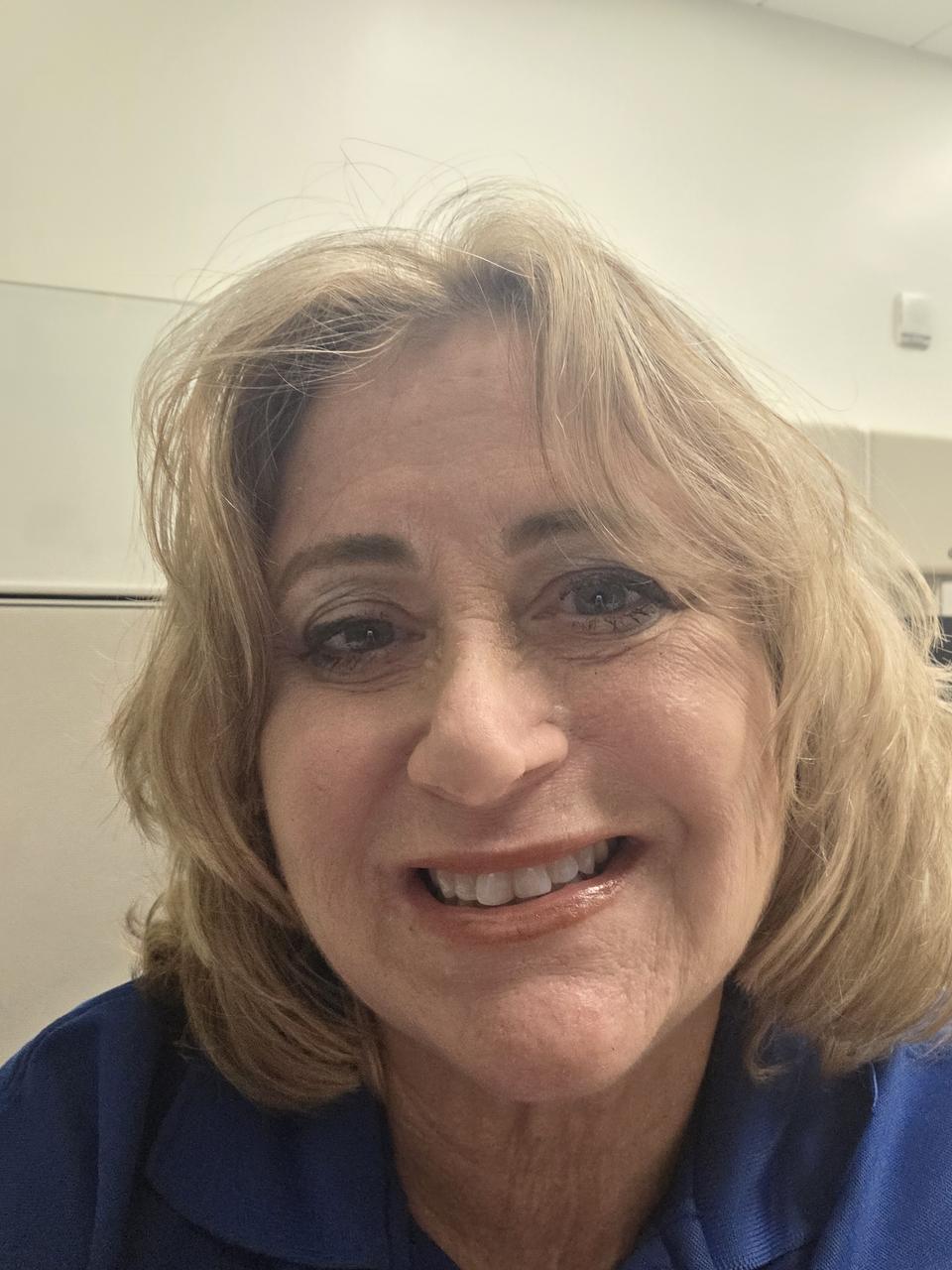 Profile photo 7 of 7