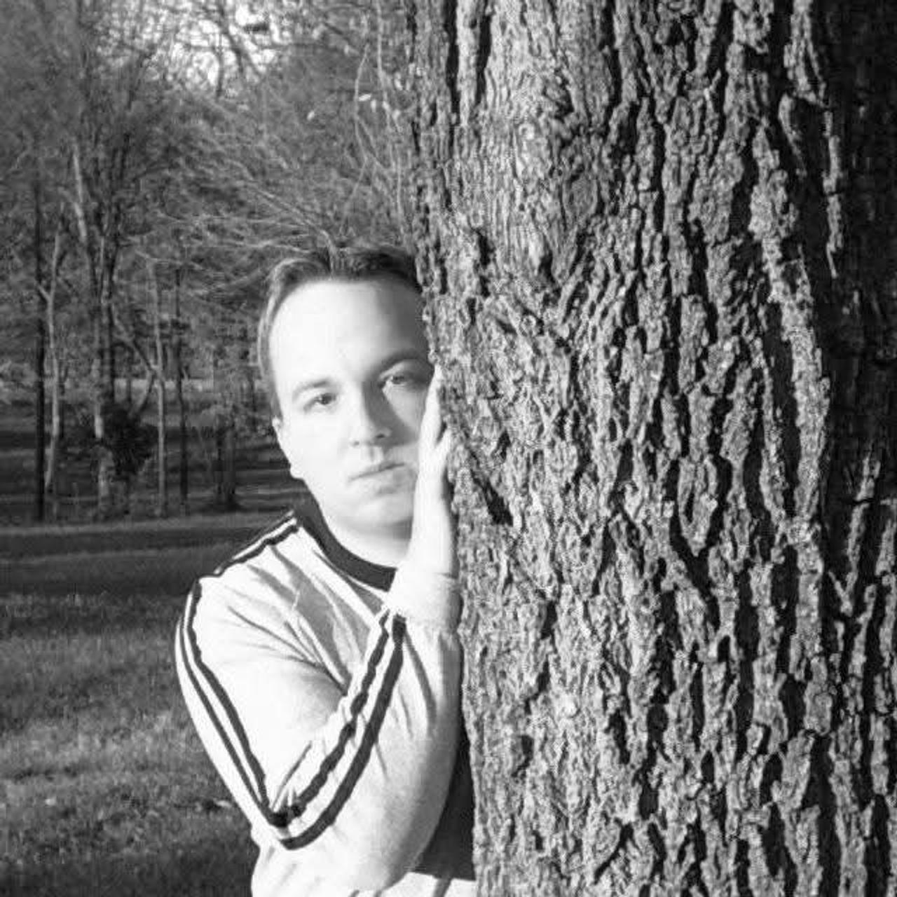 Profile photo 7 of 10