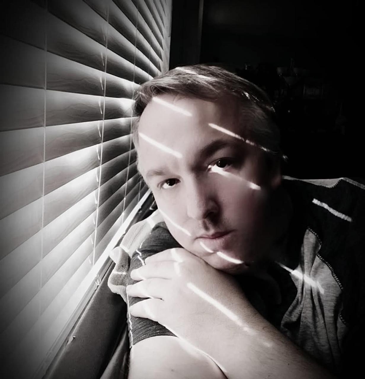 Profile photo 9 of 10