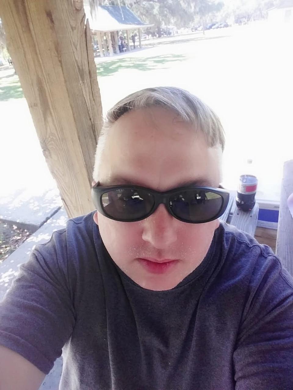 Profile photo 8 of 10