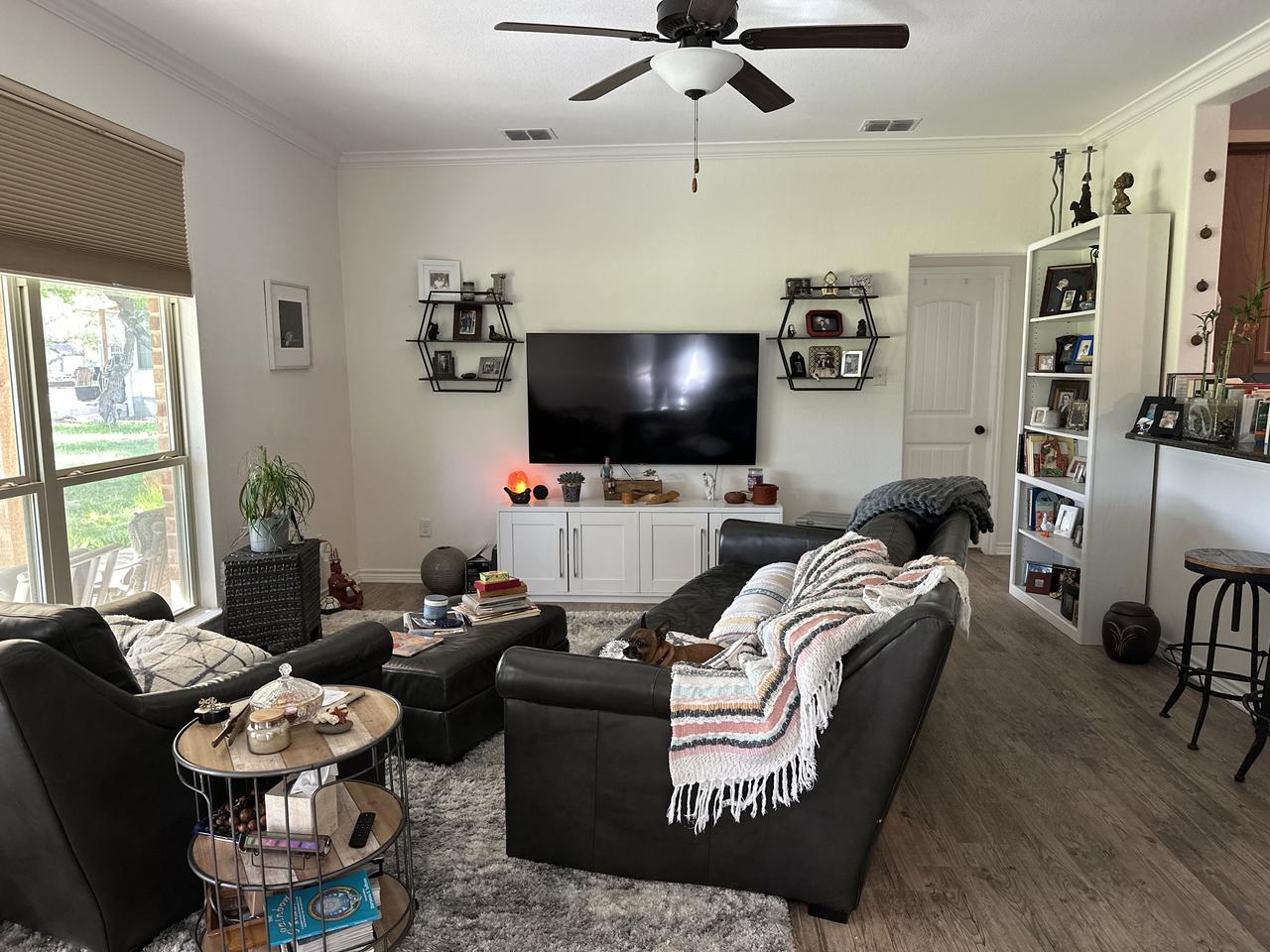 Profile photo 9 of 10