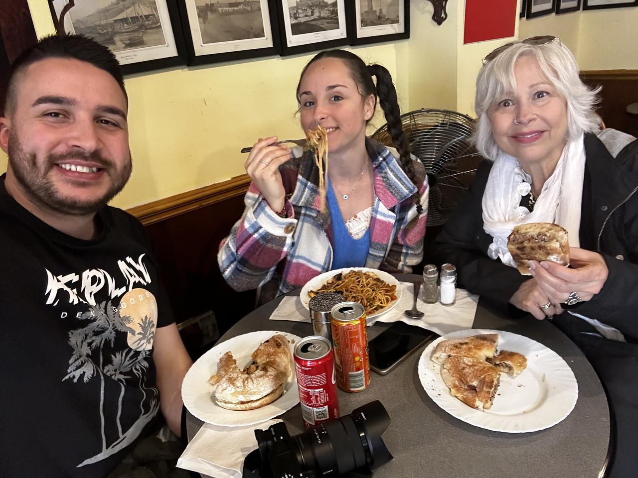 Profile photo 7 of 7