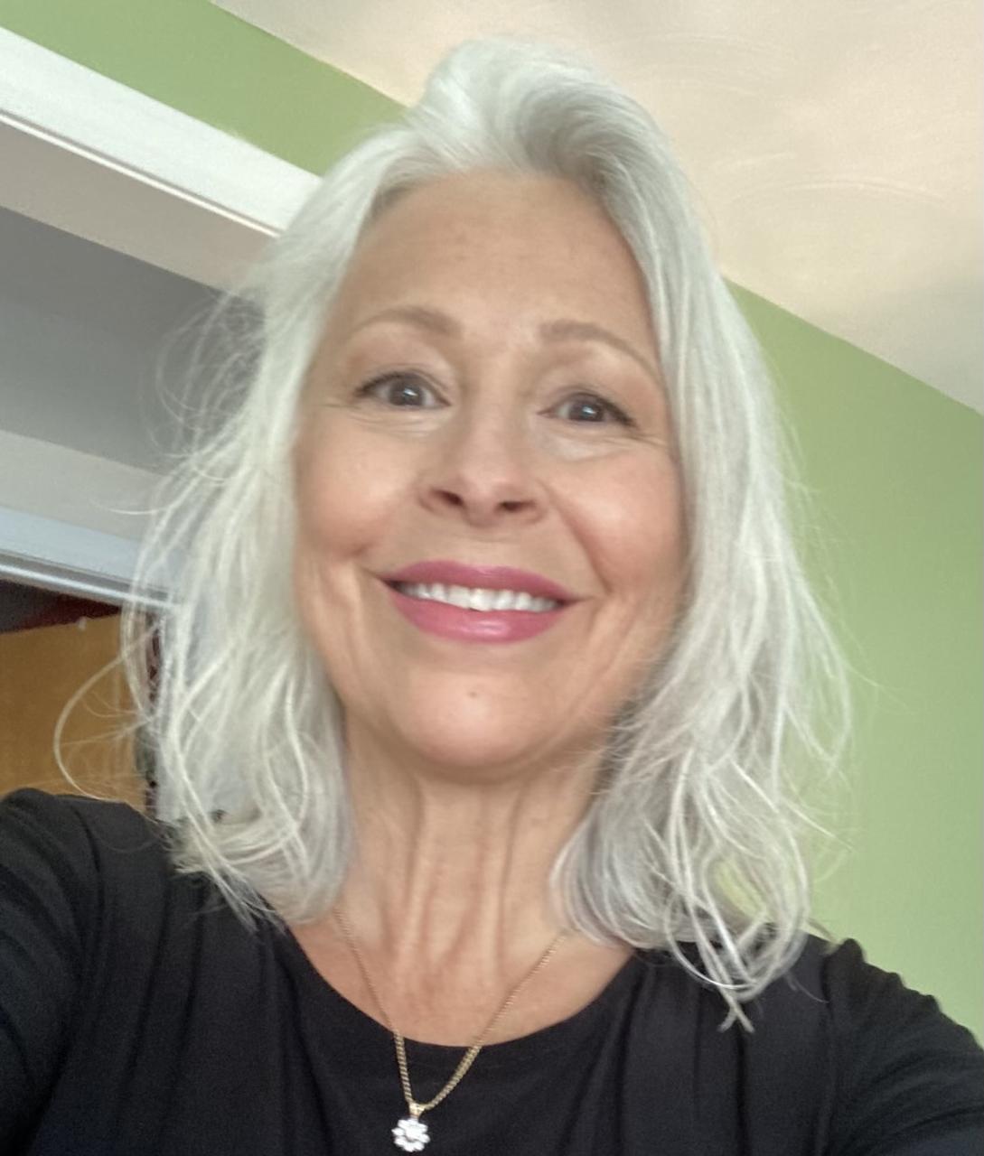 Profile photo 1 of 7