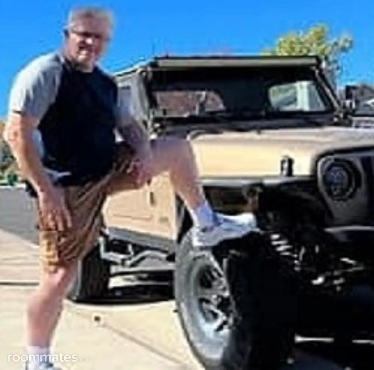 Profile photo 1 of 6