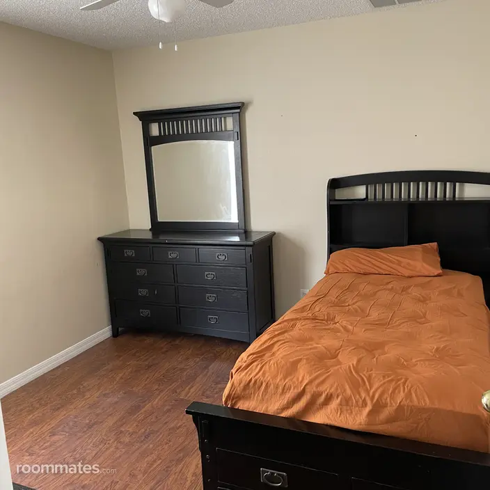 Room for rent in Davenport, FL $600, house