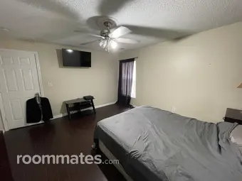 Room for rent in Davenport, FL $1000, house