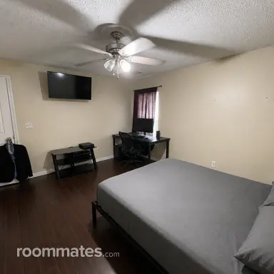 Room for rent in Davenport, FL $900, house