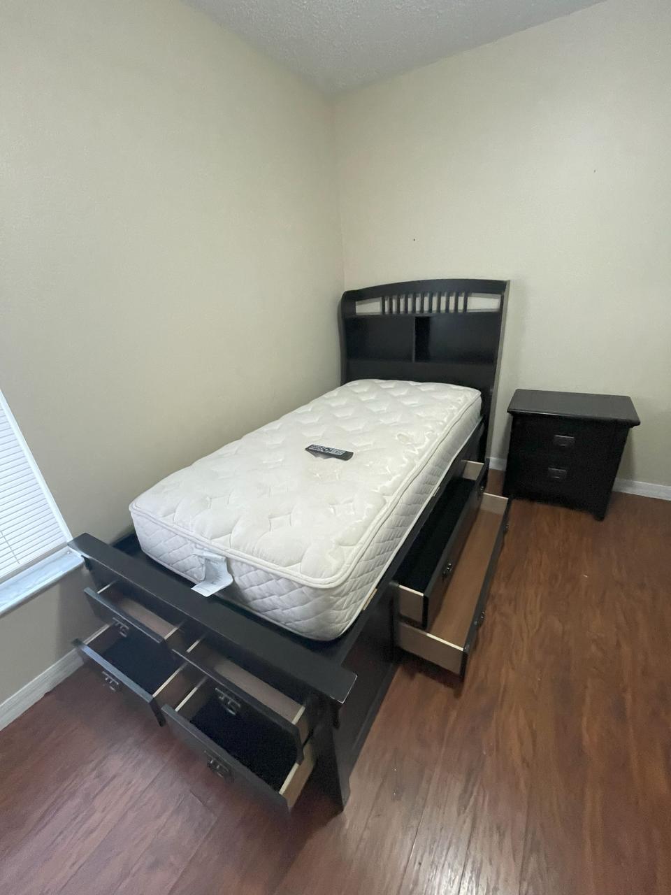 Profile photo 5 of 9