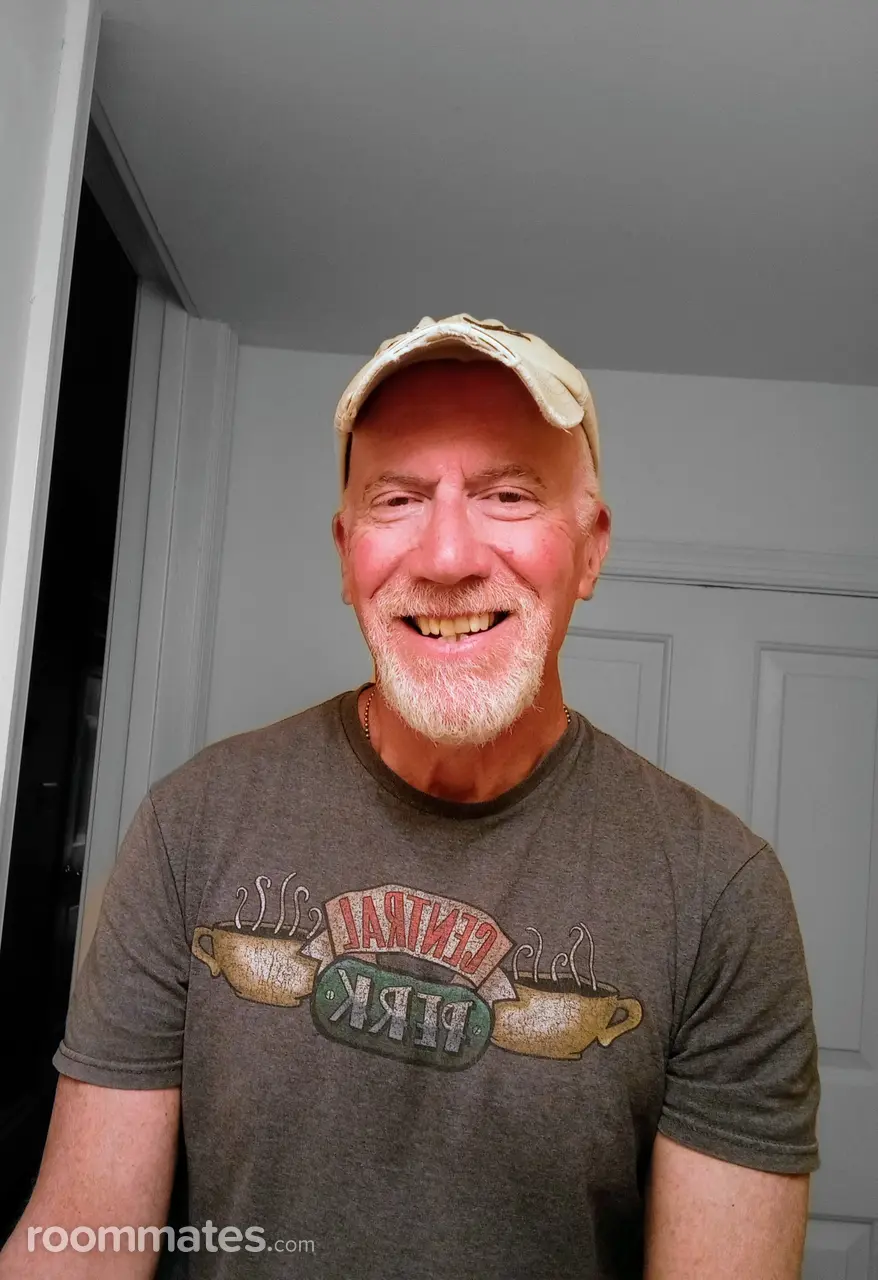 Profile photo 8 of 8