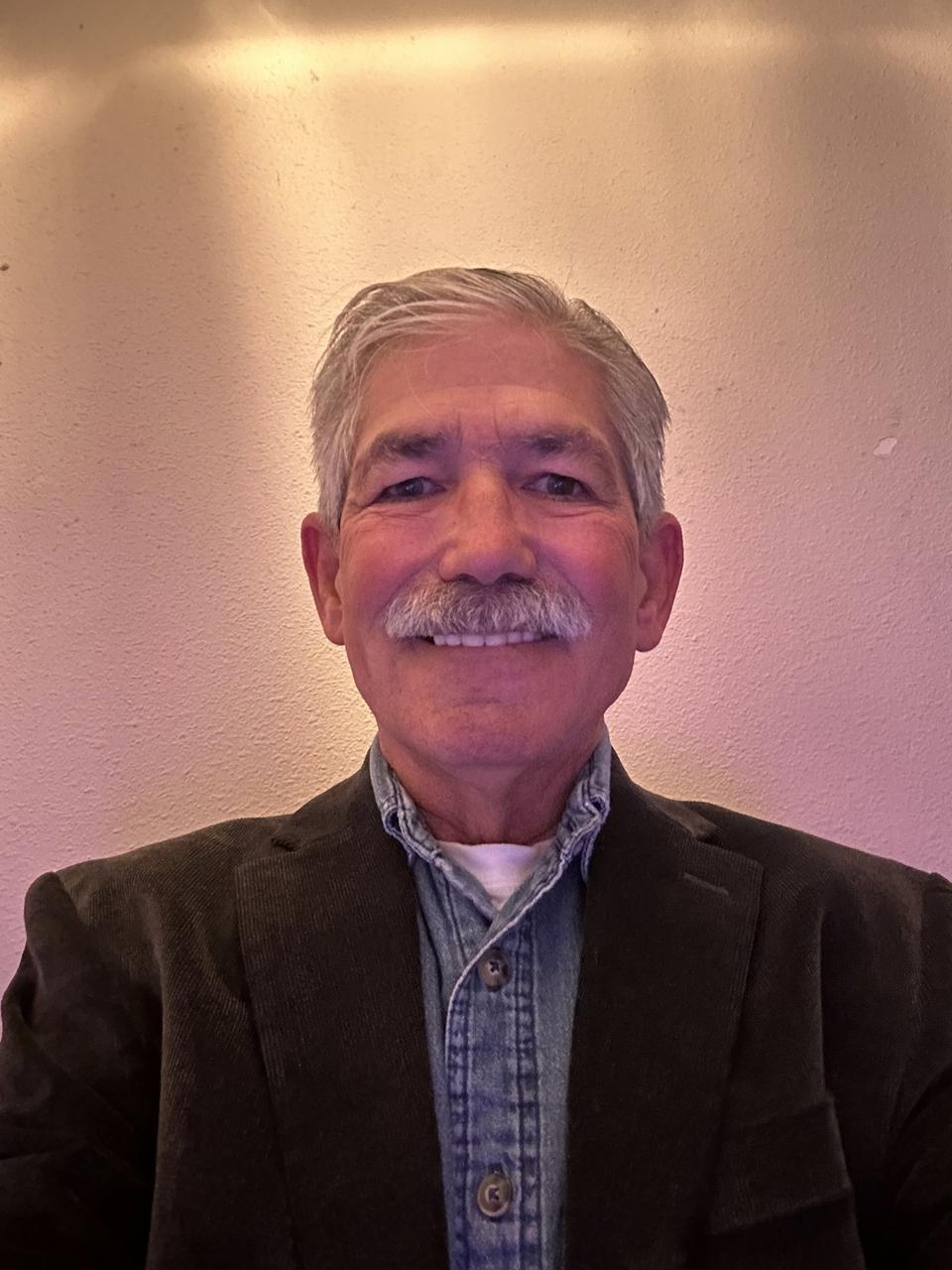 Profile photo 2 of 4