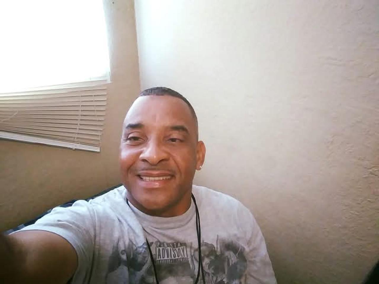 Profile photo 2 of 4