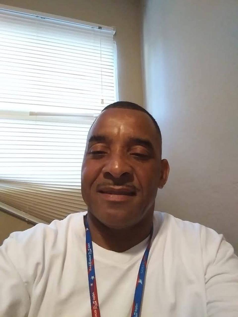 Profile photo 4 of 4