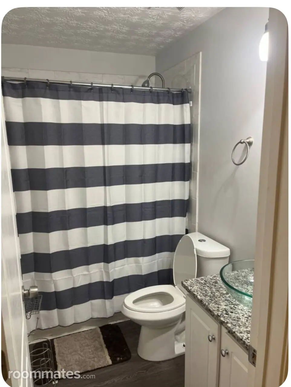 Profile photo 5 of 10