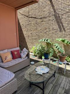 Room for rent in Lake Jackson, TX $1000, townhouse