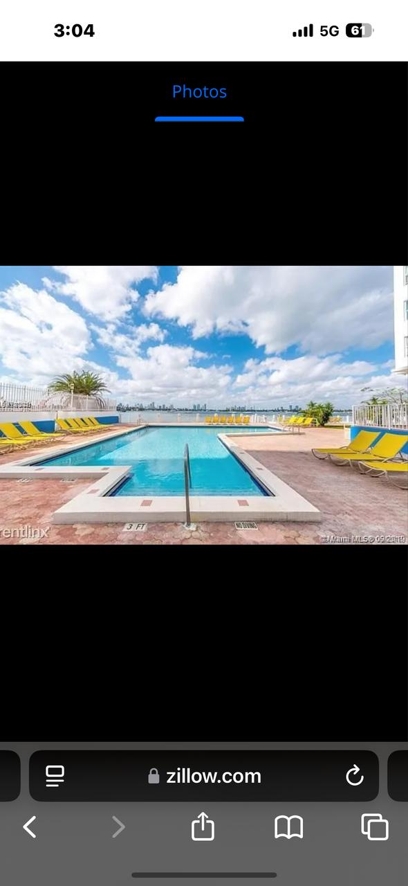 Profile photo 10 of 11