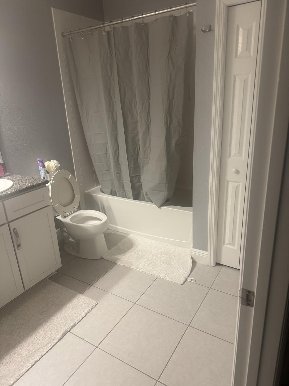 Profile photo 3 of 10