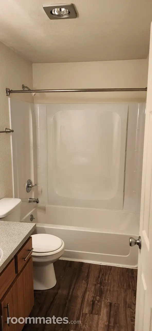 Profile photo 1 of 14