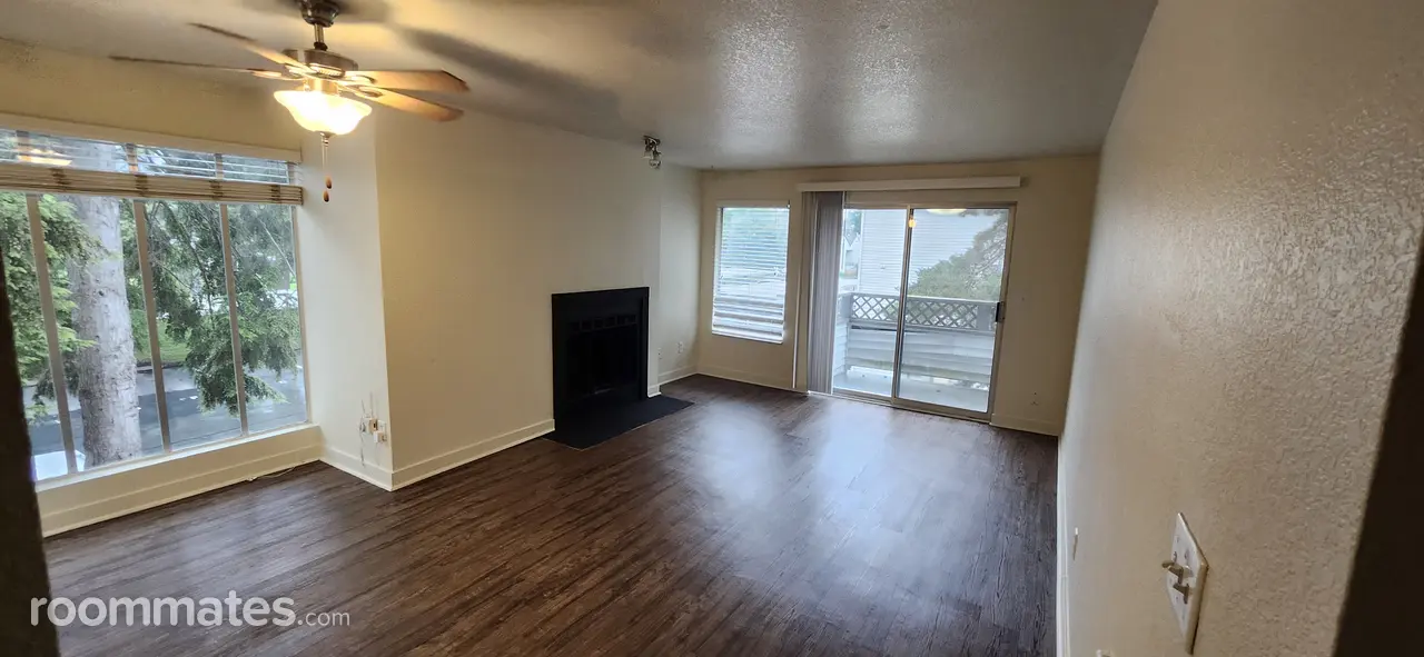 Profile photo 6 of 14