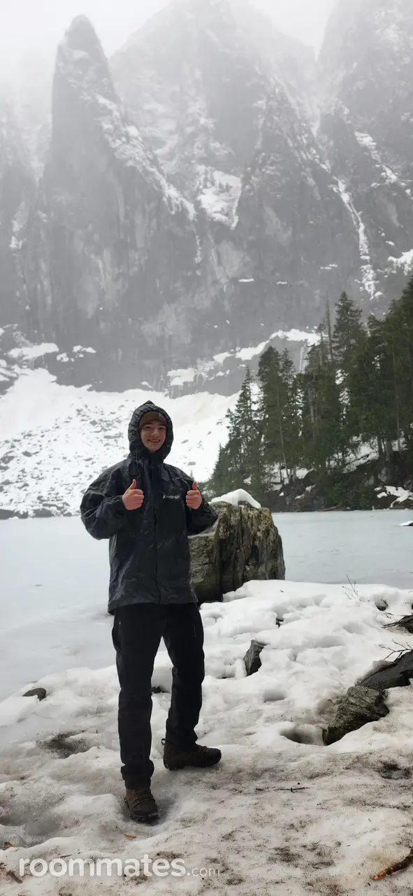 Profile photo 9 of 14