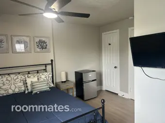 Room for rent in Houston, TX $920, house