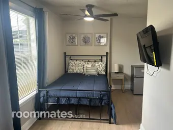 Room for rent in Houston, TX $920, house