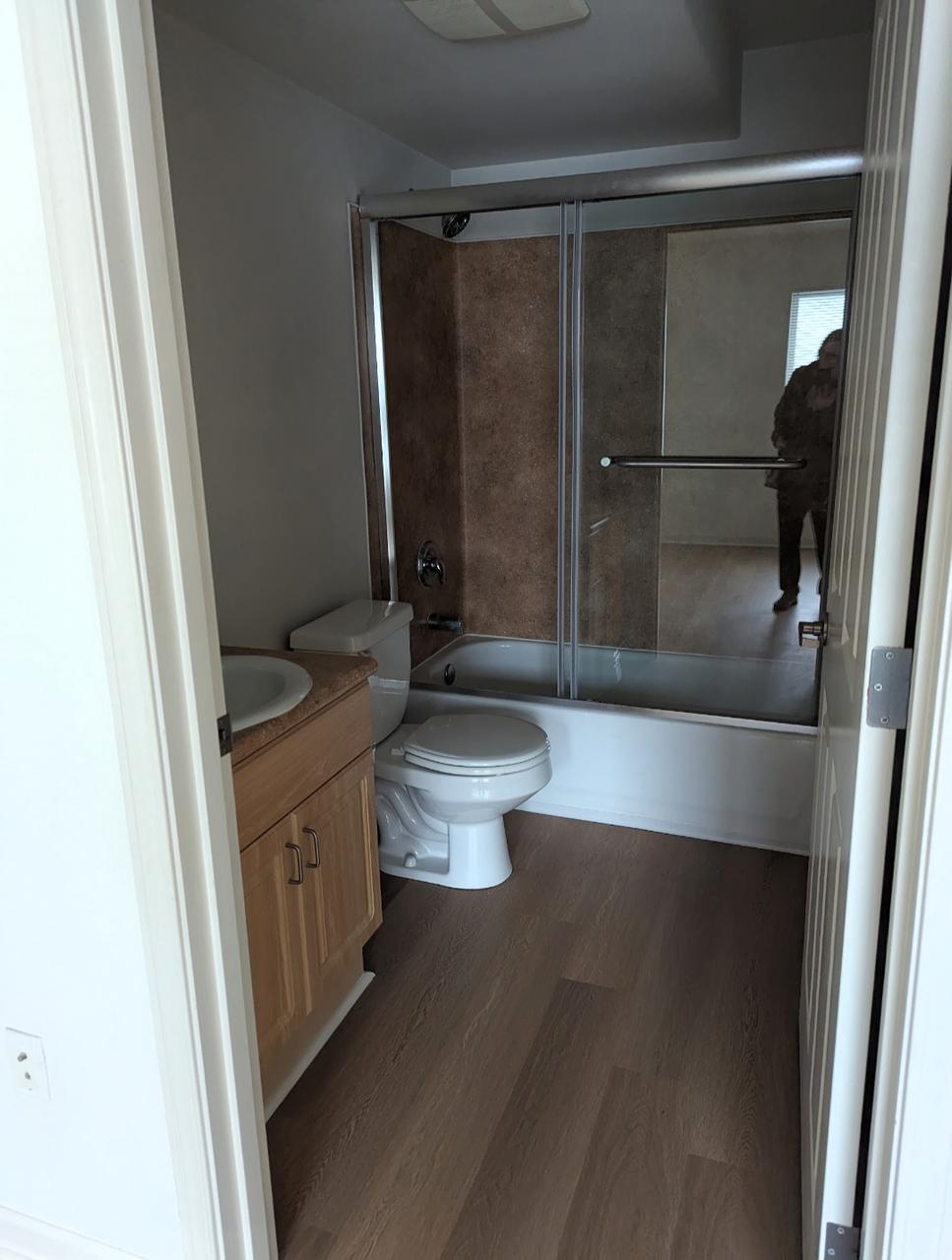 Profile photo 6 of 8