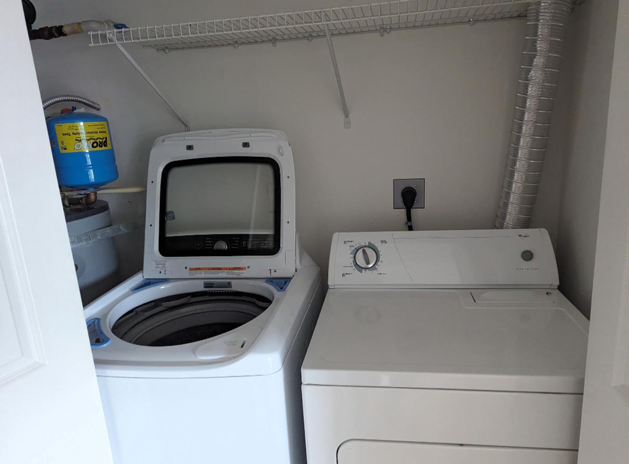 Profile photo 3 of 8