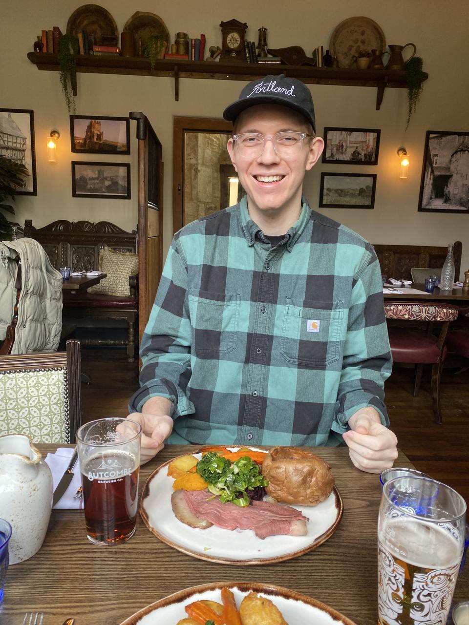 Profile photo 11 of 15