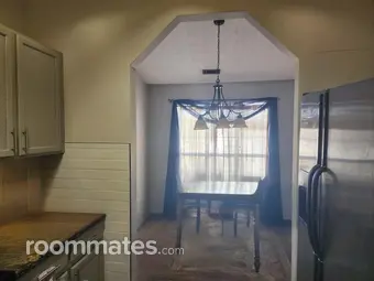 Room for rent in McDonough, GA $850, house