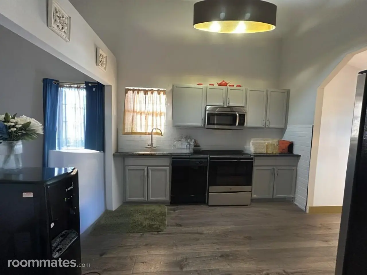 Profile photo 7 of 9