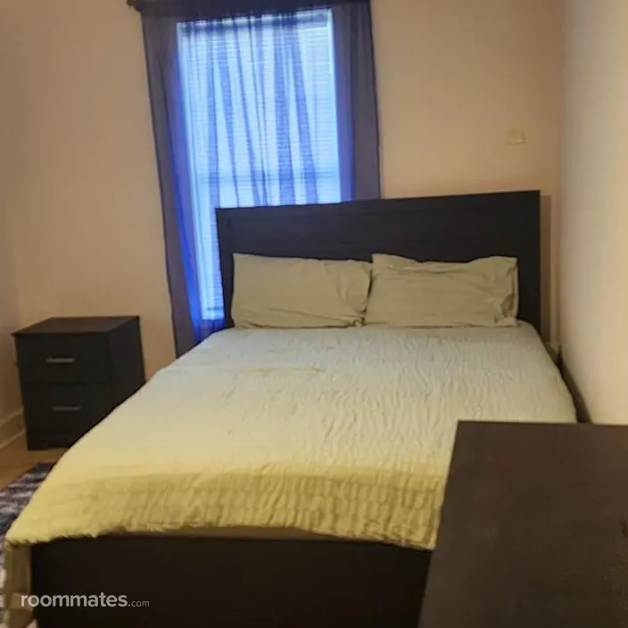 Room for rent in McDonough, GA $900, house