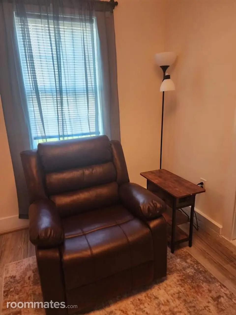 Profile photo 2 of 10