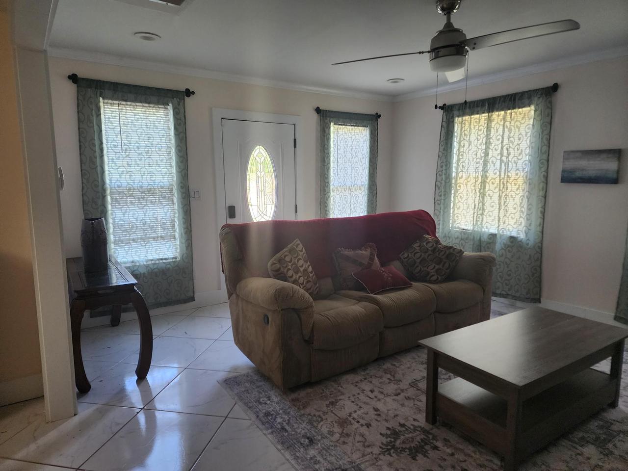 Profile photo 6 of 10