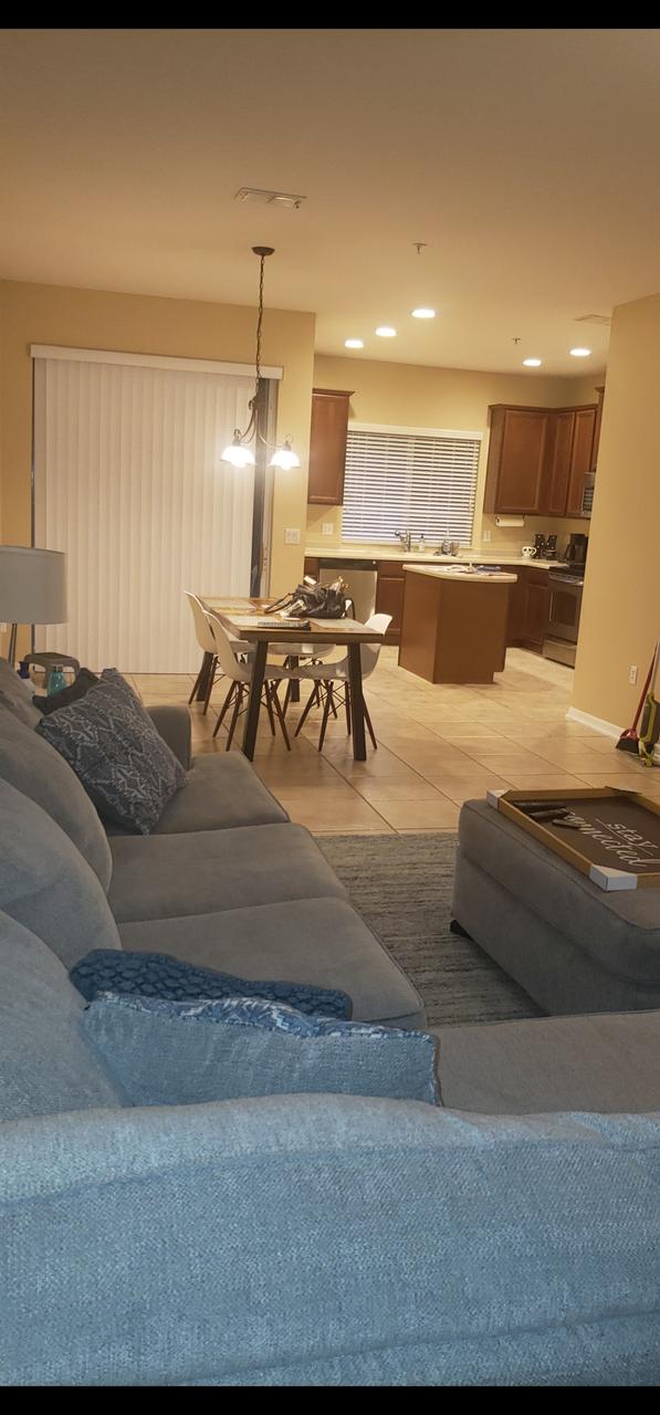 Profile photo 3 of 12