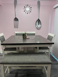 Room for rent in Northridge, California $1500, condo