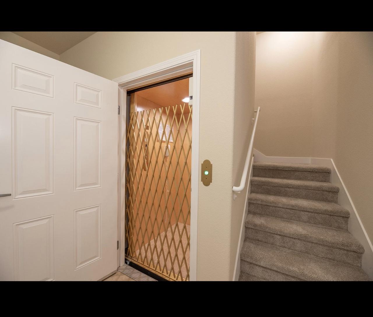 Profile photo 3 of 7