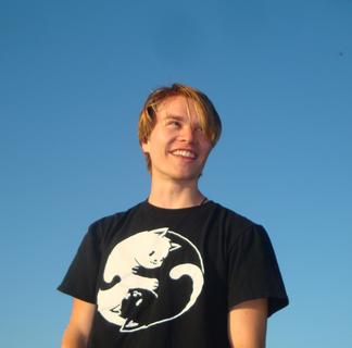 Roommate looking Huntington Beach, CA, $1100