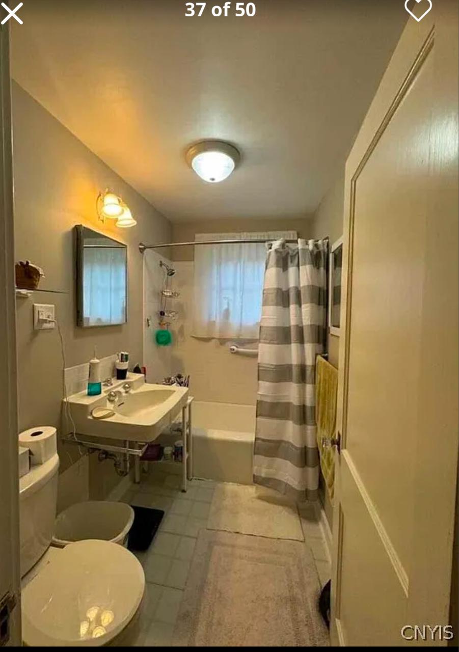 Profile photo 1 of 9