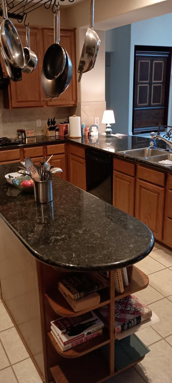 Profile photo 7 of 9