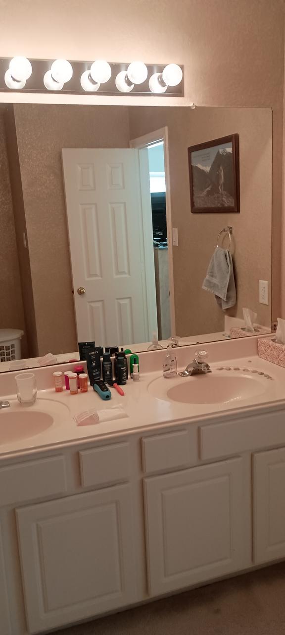 Profile photo 5 of 9