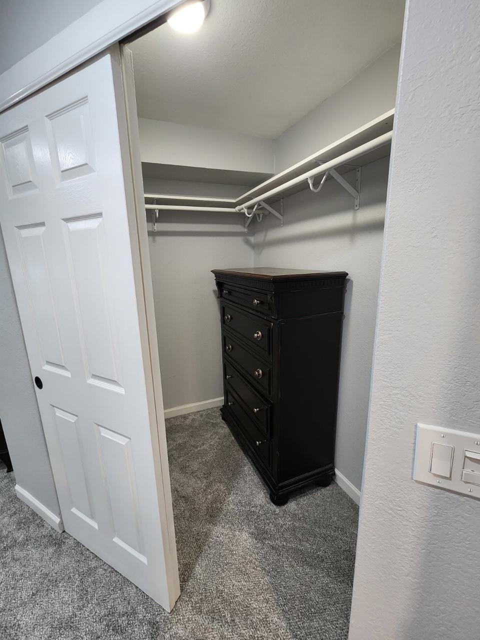 Profile photo 4 of 11