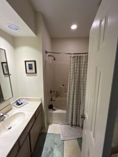 Room for rent in Newport News, Virginia $1250, house